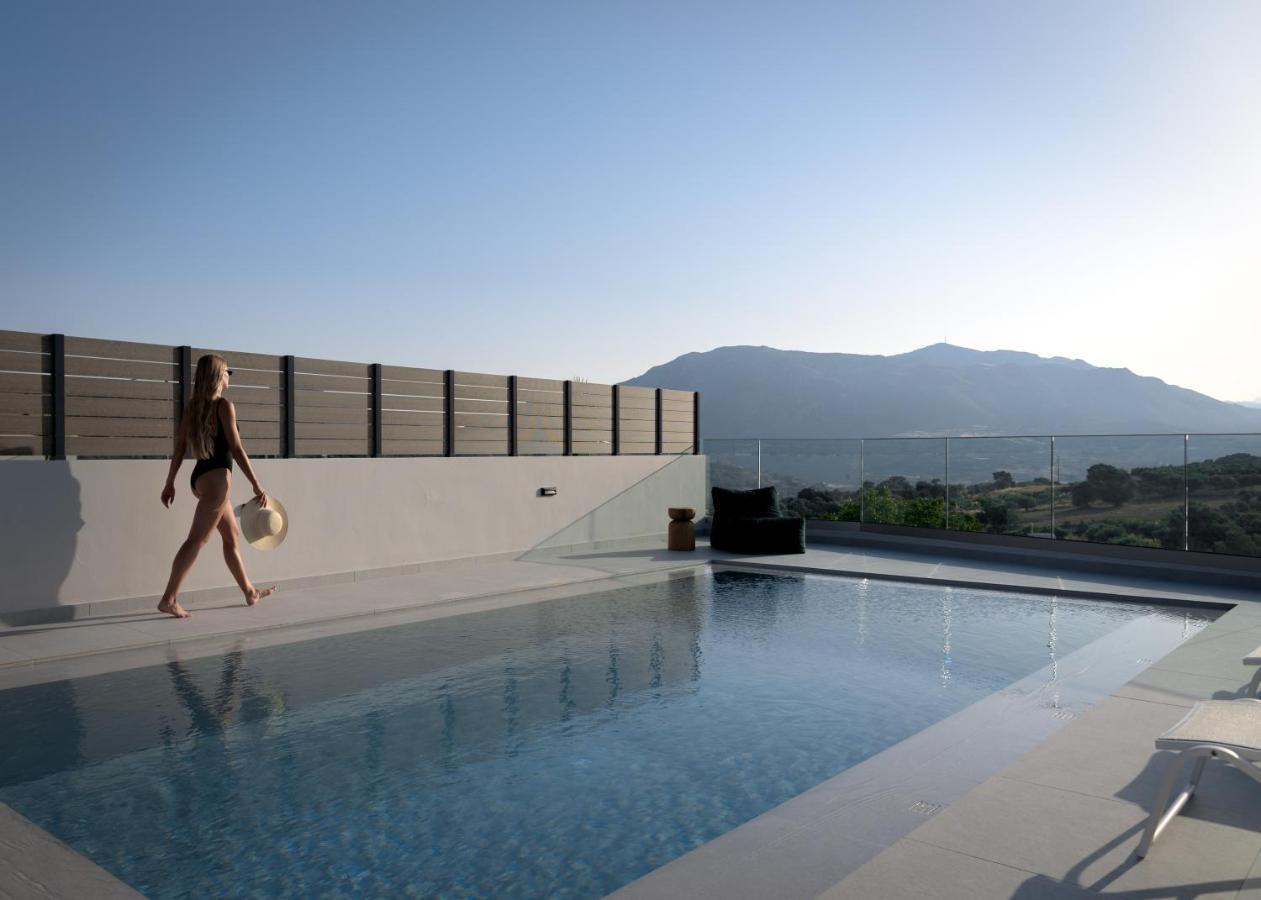 Eolides Villas , Quite Idyll Of Rural Bliss,By Thinkvilla Lambiní Dış mekan fotoğraf